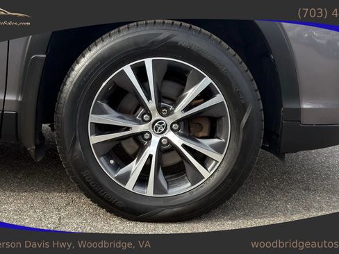 Used 2019 Toyota Highlander Plus image 48