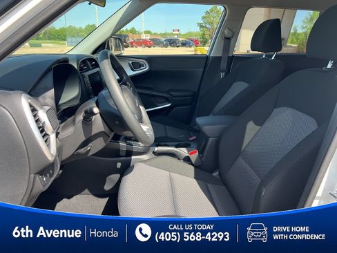 Used 2025 Kia Soul S FWD image 10