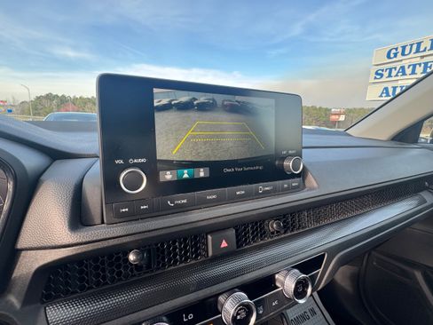 Used 2025 Honda CR-V LX image 22