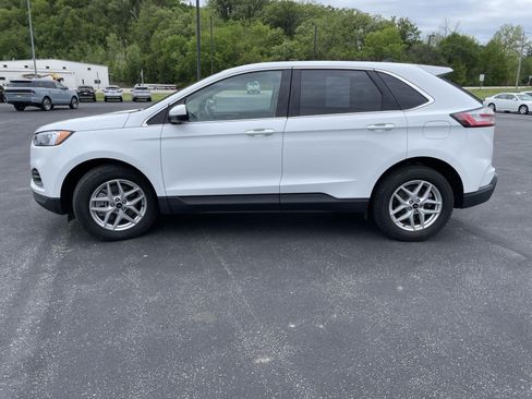Certified 2023 Ford Edge SEL w/ Convenience Package AWD/4WD image 6