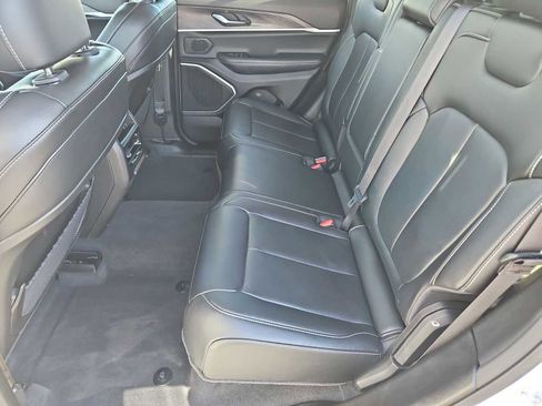 Used 2022 Jeep Grand Cherokee Limited 4xe w/ MOPAR Finishing Package image 21