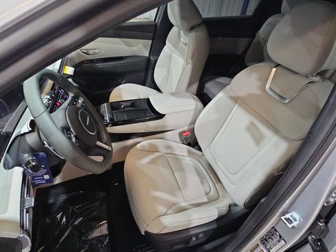 New 2026 Hyundai Tucson Limited image 16
