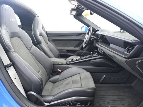 Certified 2022 Porsche 911 Targa 4S AWD/4WD image 23