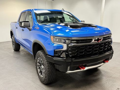 New 2026 Chevrolet Silverado 1500 ZR2 image 8