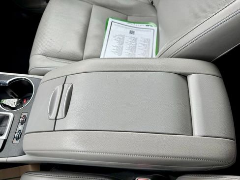 Used 2018 Toyota Highlander Limited image 40