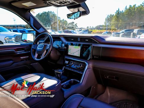 Used 2023 GMC Sierra 1500 Denali w/ Denali Reserve Package image 15