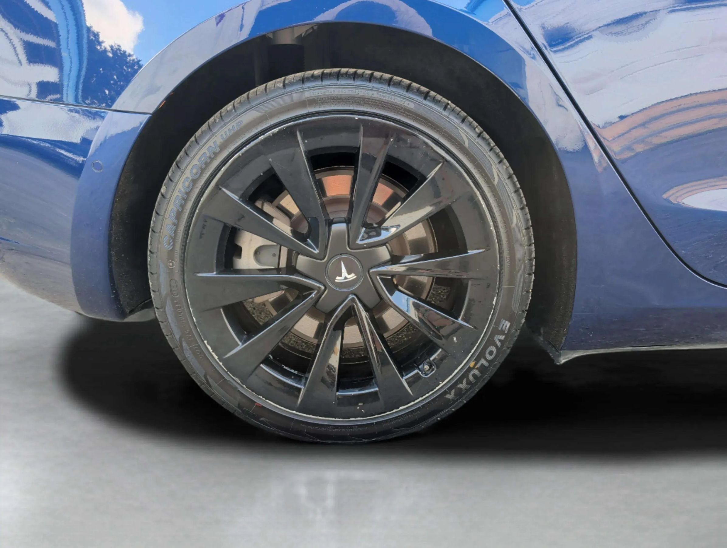 Used 2022 Tesla Model 3 Standard Range RWD image 40