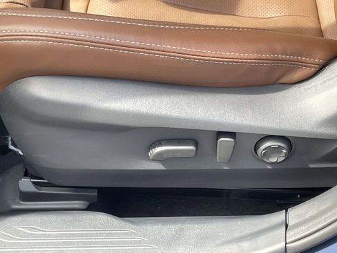 Certified 2025 Subaru Outback Touring XT w/ Tech Package 3 image 20