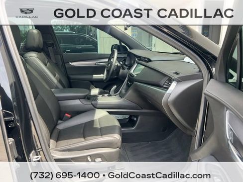 Certified 2023 Cadillac XT6 Luxury AWD/4WD image 7