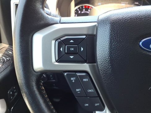 Used 2020 Ford F450 Lariat w/ Lariat Ultimate Package AWD/4WD image 18