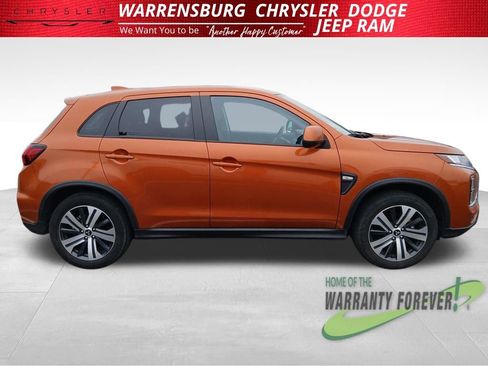 Used 2024 Mitsubishi Outlander Sport ES image 2