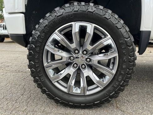 Used 2024 GMC Sierra 1500 Denali w/ Denali Reserve Package image 16