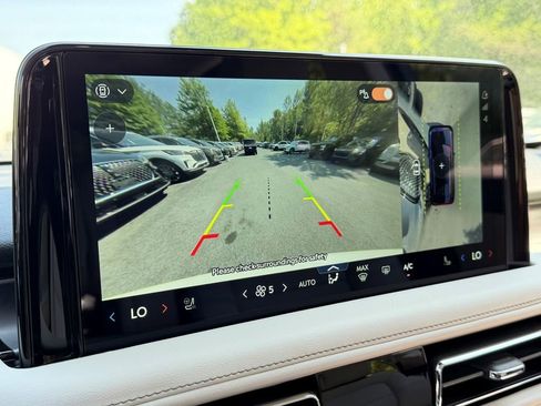 New 2026 Lincoln Aviator AWD image 15