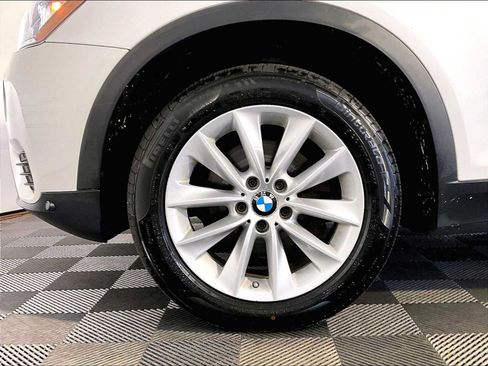 Used 2016 BMW X3 xDrive28i AWD/4WD image 11