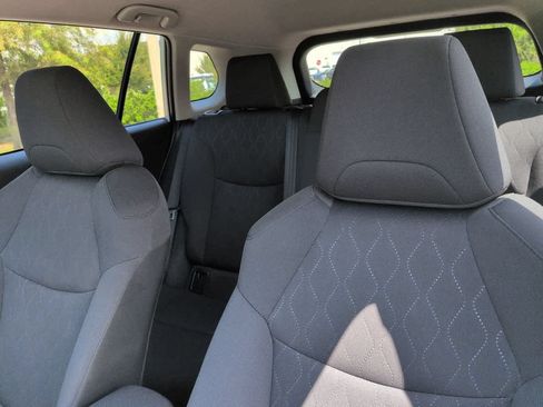 Certified 2023 Toyota Corolla Cross LE FWD image 8