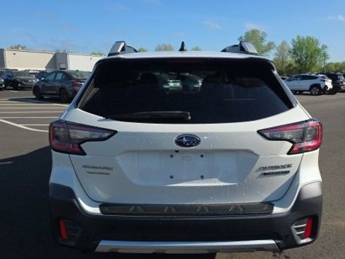 Used 2020 Subaru Outback Touring XT image 5