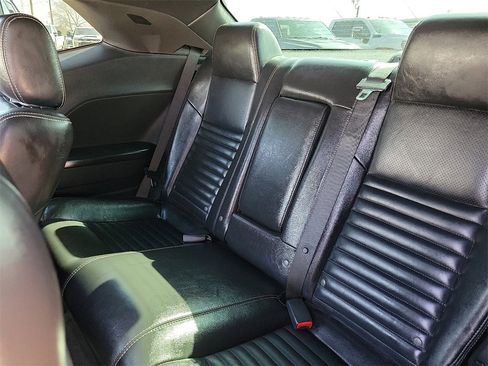 Used 2010 Dodge Challenger R/T image 16