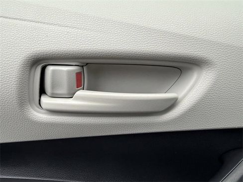 Certified 2024 Toyota Corolla LE image 27