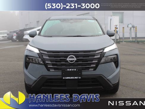 New 2026 Nissan Rogue SV image 4