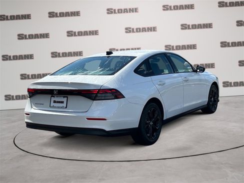 New 2025 Honda Accord SE image 5