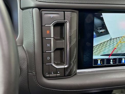 Used 2023 GMC Yukon Denali w/ Max Trailering Package image 18