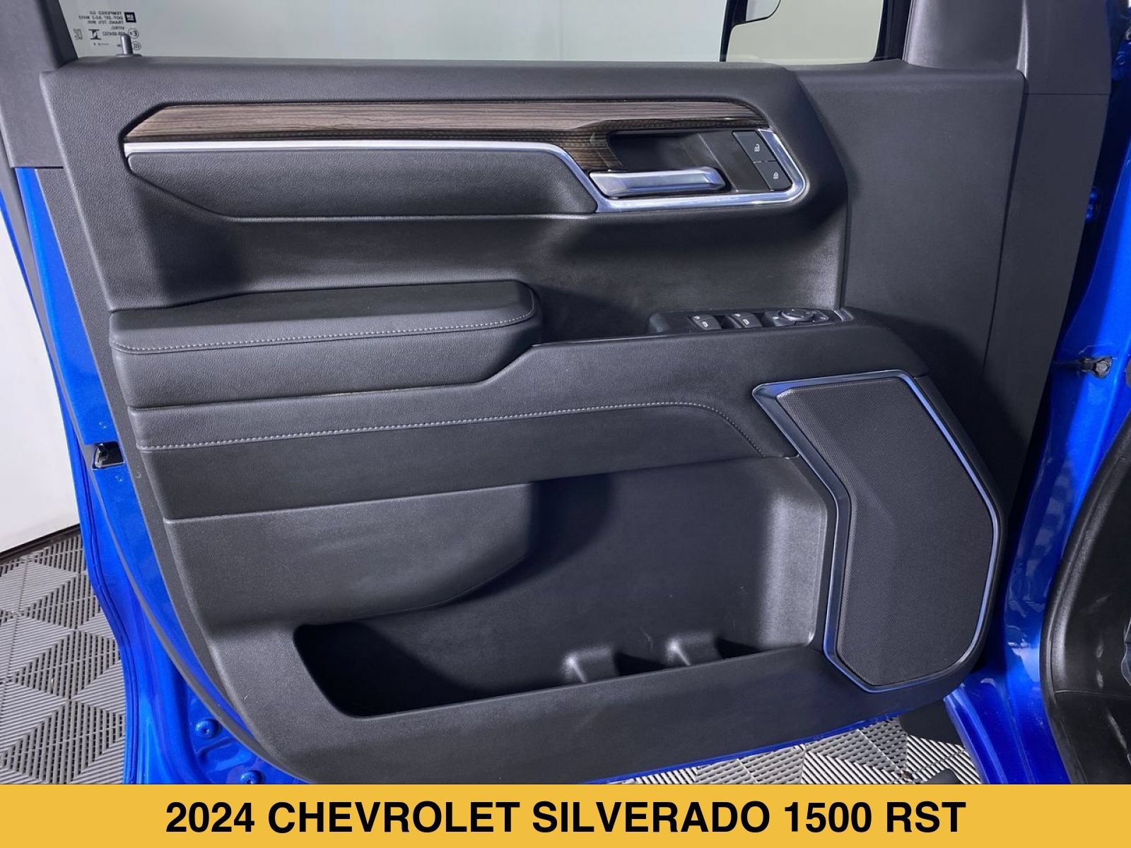 Certified 2024 Chevrolet Silverado 1500 RST AWD/4WD image 11