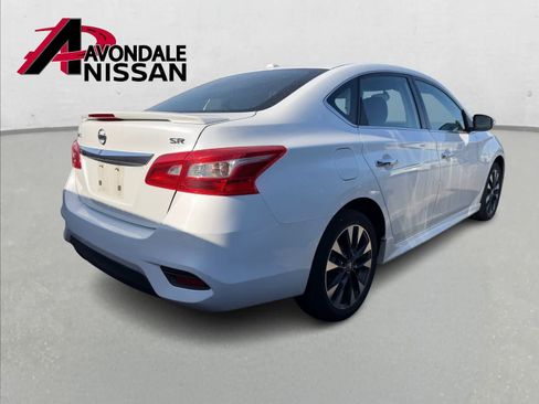 Used 2017 Nissan Sentra SR image 4