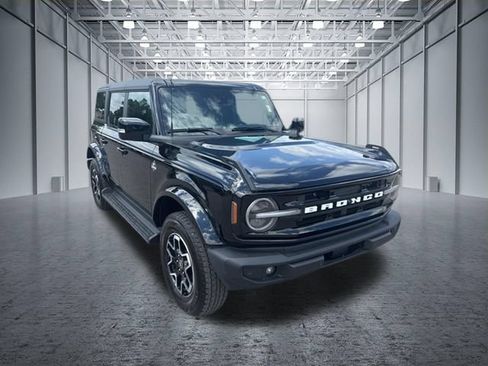 Used 2025 Ford Bronco Outer Banks AWD/4WD image 7