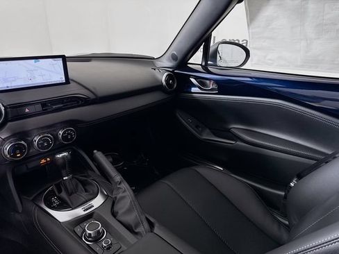 New 2026 MAZDA MX-5 Miata Grand Touring w/ Appearance Package RWD image 23