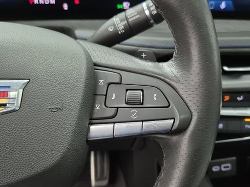 Used 2024 Cadillac XT4 Sport image 29