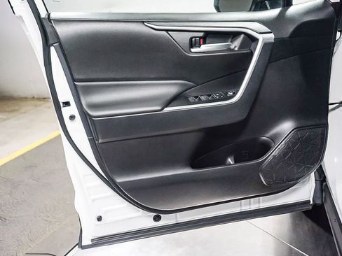 Certified 2025 Toyota RAV4 XLE w/ Convenience Package image 23