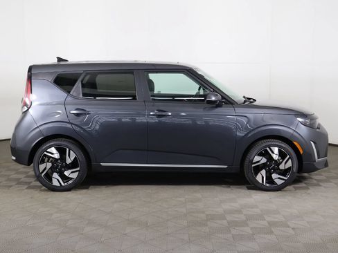 Used 2023 Kia Soul GT-Line FWD image 18