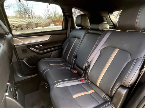 Certified 2025 MAZDA CX-70 3.3 Turbo w/ Premium Plus Pkg image 26