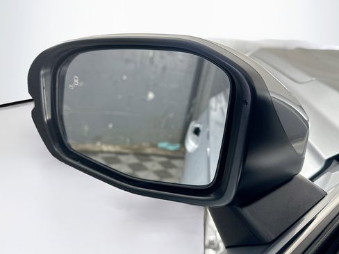 Used 2024 Honda CR-V EX image 16