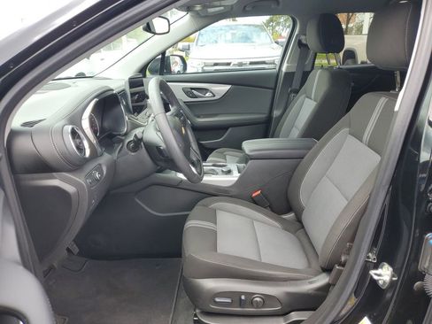 Certified 2024 Chevrolet Blazer LT w/ Convenience Package FWD image 5