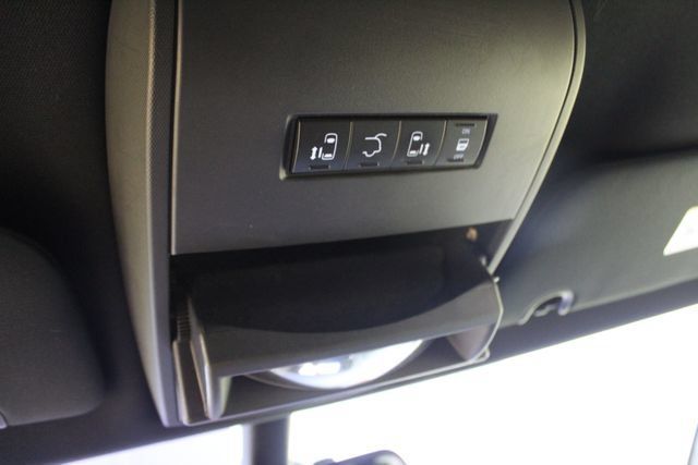 Used 2019 Dodge Grand Caravan SXT FWD image 25