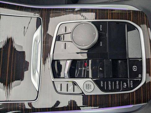 Used 2026 BMW X5 xDrive40i image 16