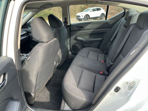 Used 2025 Nissan Altima 2.5 SV image 21