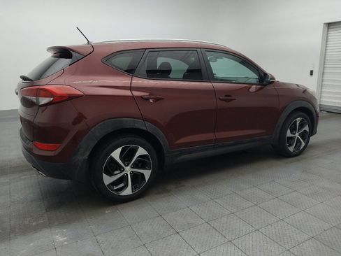 Used 2016 Hyundai Tucson Sport image 10