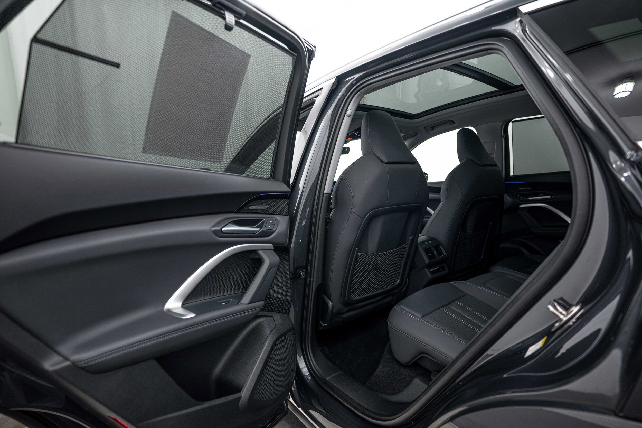 Used 2025 Audi Q5 Premium Plus AWD/4WD image 17