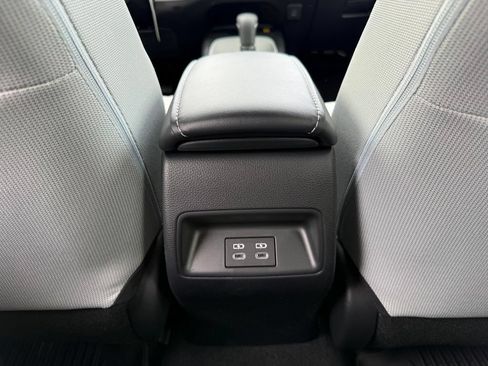New 2026 Toyota Corolla SE FWD image 32