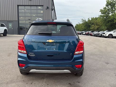 Used 2020 Chevrolet Trax LT w/ LT Convenience Package FWD image 4
