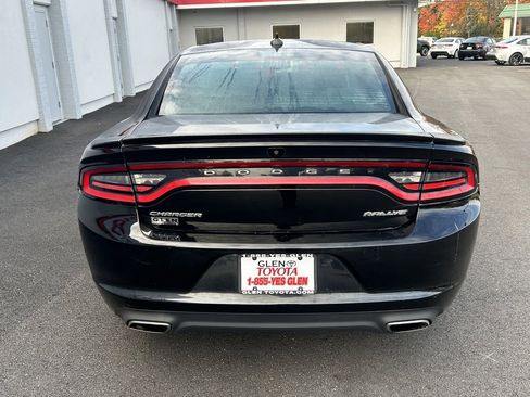 Used 2015 Dodge Charger SXT image 6