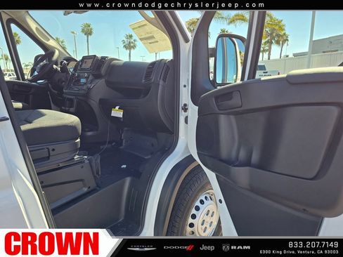 Used 2026 RAM ProMaster 2500 w/ Convenience Group FWD image 13