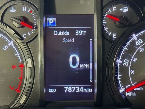 Certified 2022 Toyota 4Runner SR5 Premium image 13