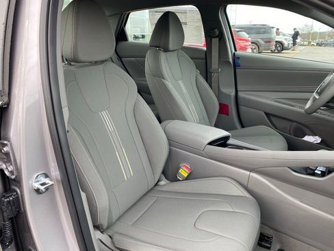 New 2026 Hyundai Elantra Sport FWD image 29