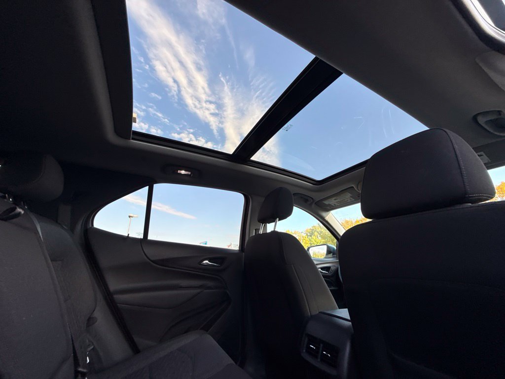 Used 2024 Chevrolet Equinox LT FWD image 11