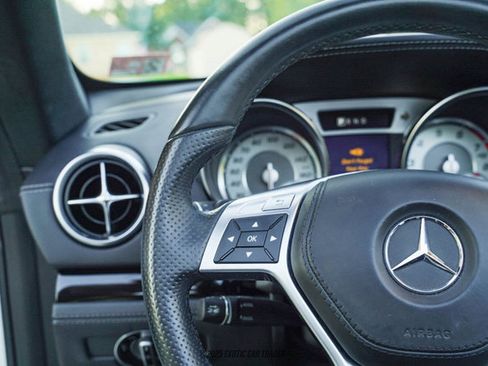 Used 2015 Mercedes-Benz SL 550 image 39