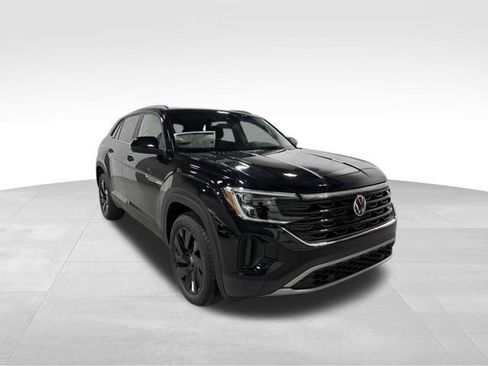 New 2026 Volkswagen Atlas Cross Sport SE AWD/4WD image 6