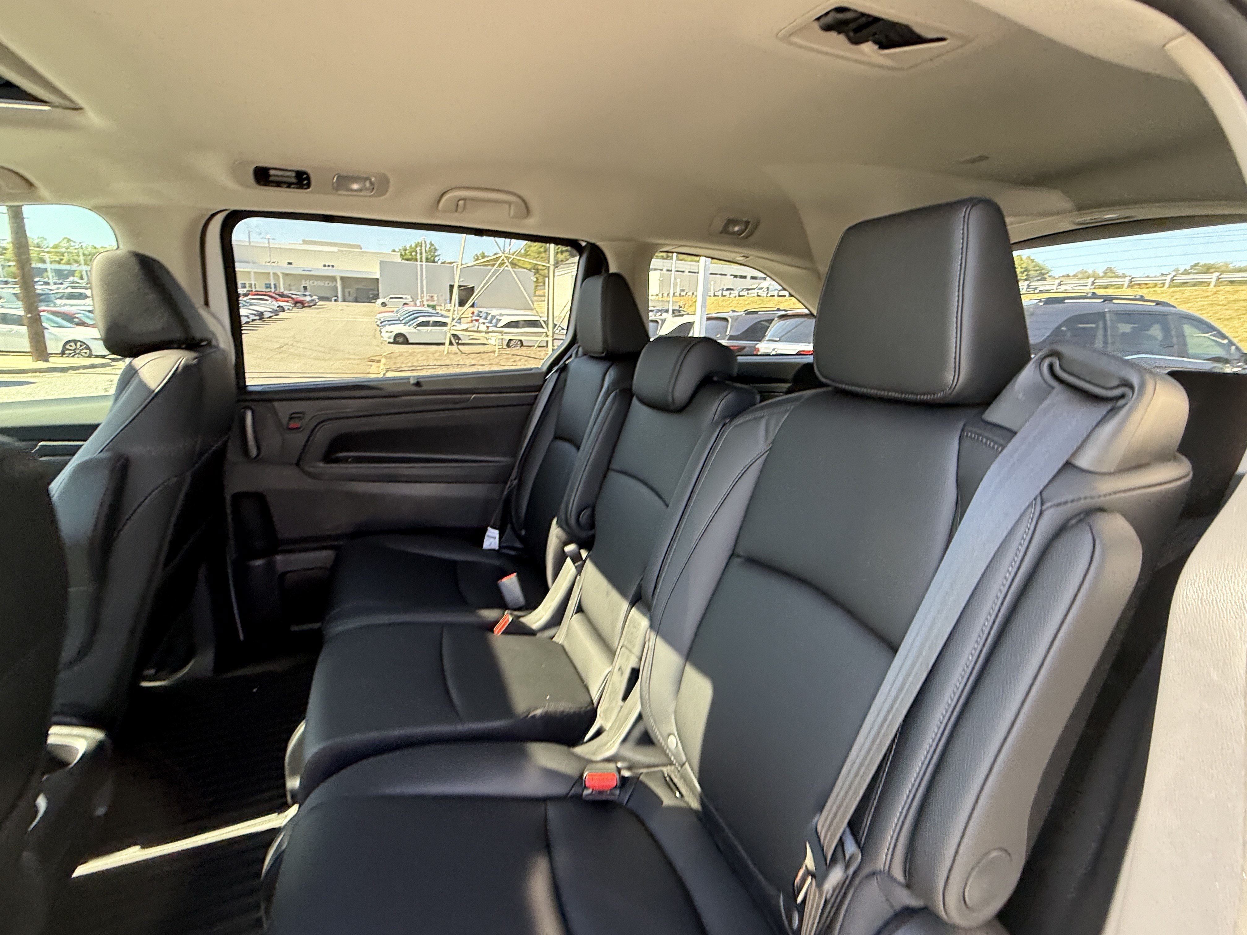 New 2027 Honda Odyssey EX-L image 31